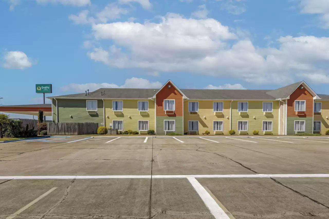 Quality Inn Hamilton Екстер'єр фото