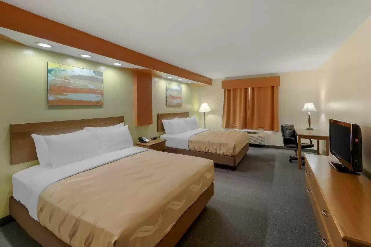 Quality Inn Hamilton Екстер'єр фото
