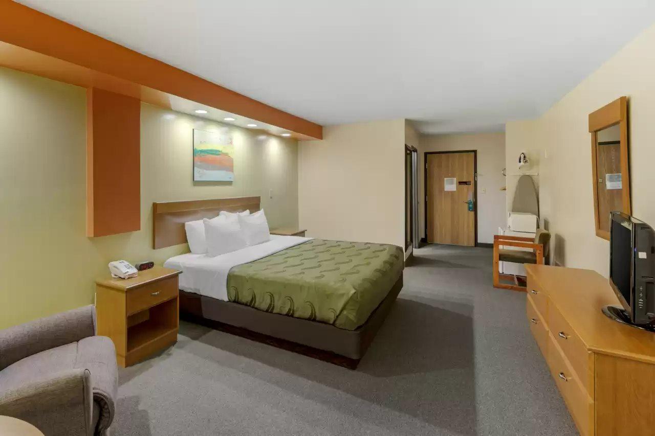 Quality Inn Hamilton Екстер'єр фото